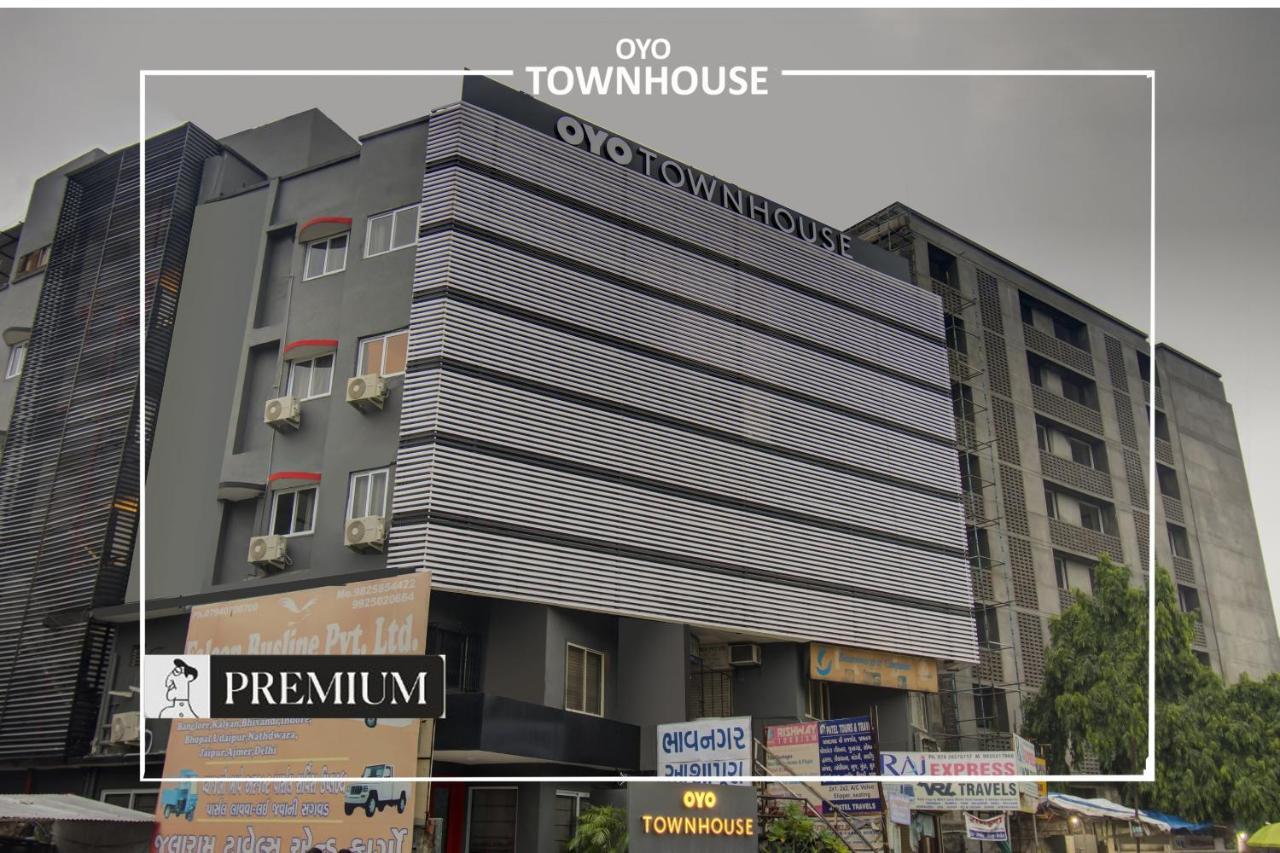 Hotel Townhouse 165 Netaji Road Ahmedabad Exterior foto